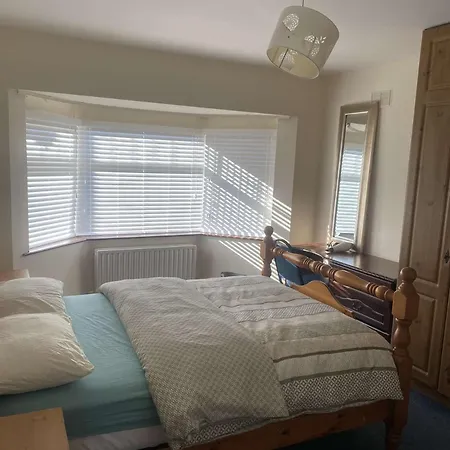 Detached House - Town Prázdninový dům Carlow